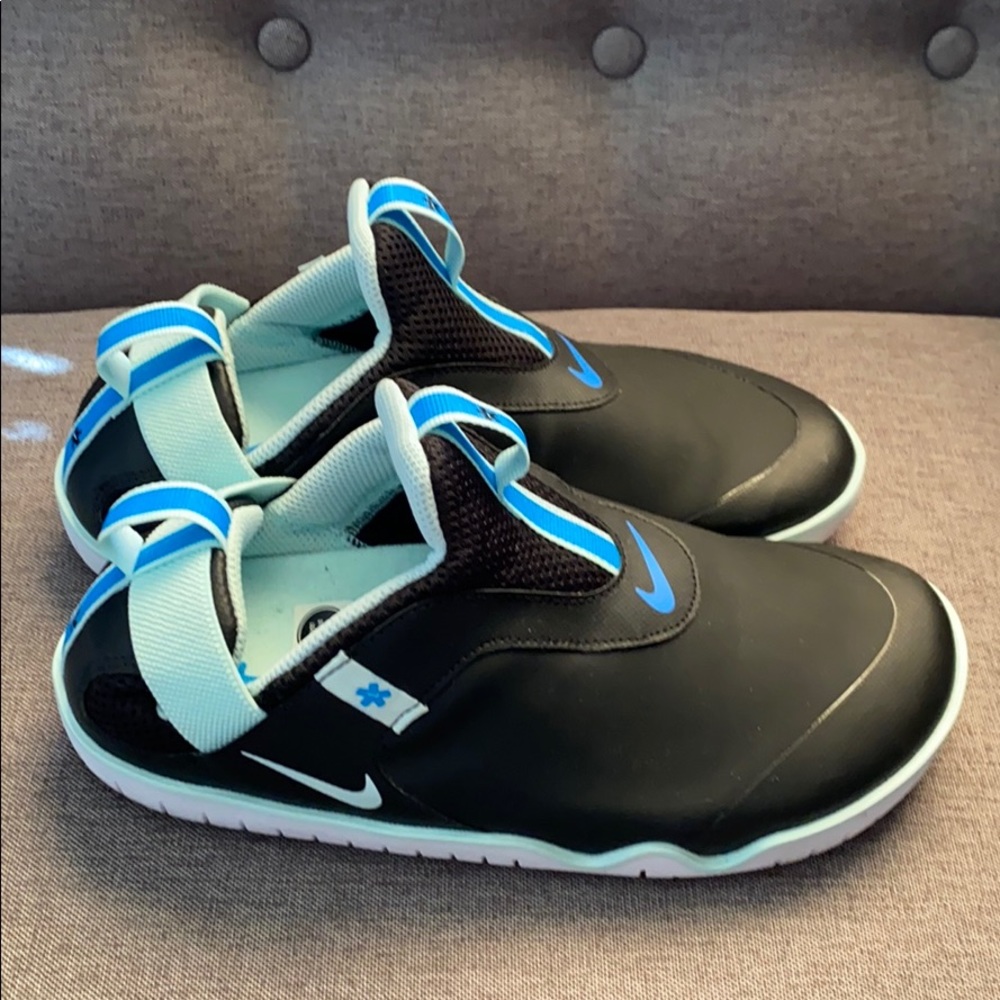 Nike healthcare tennis shoes